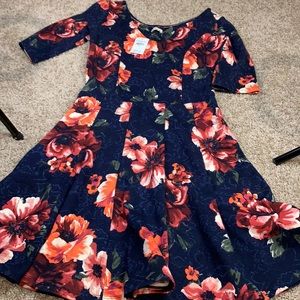 Flower dress very comfy and ocasional